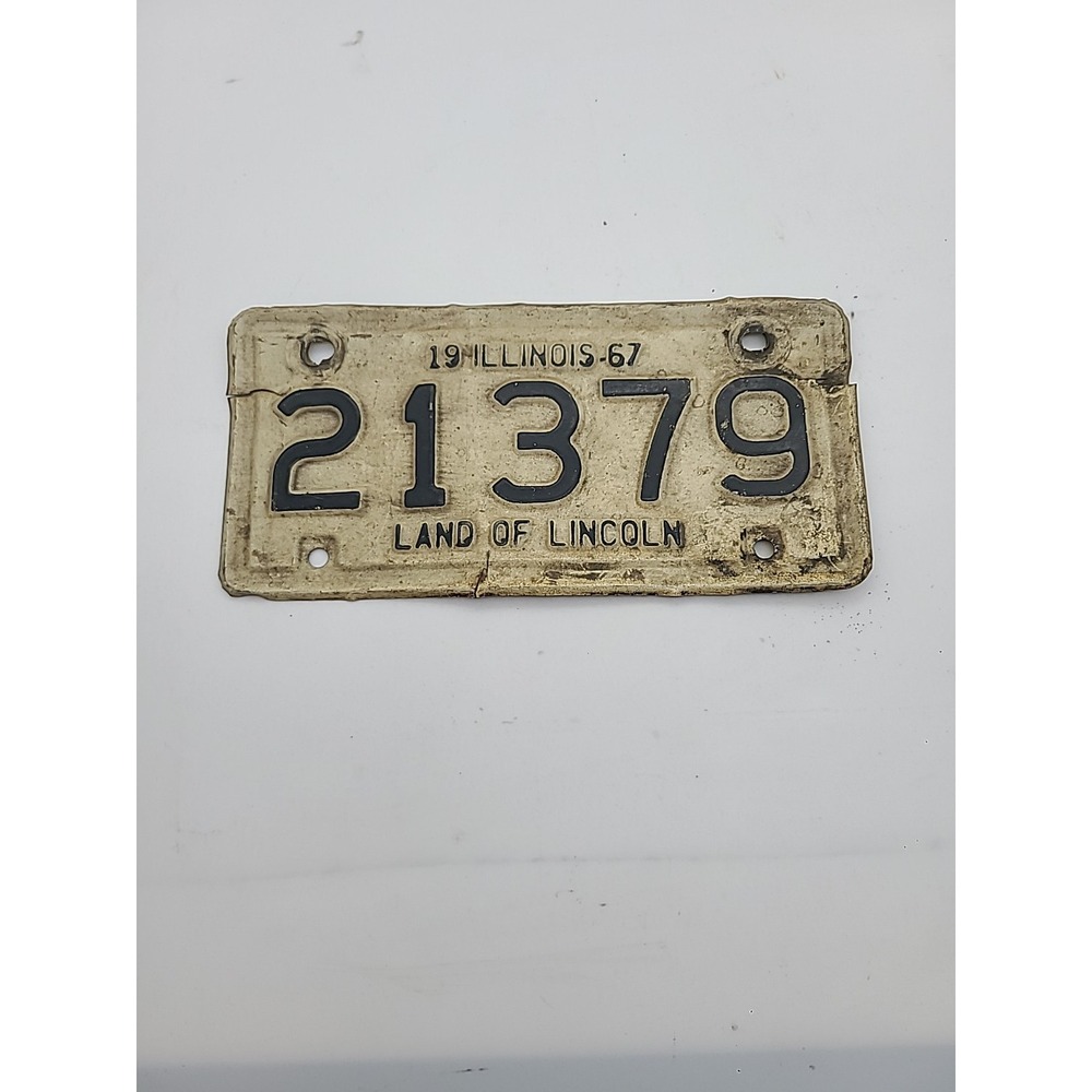 Motorcycle License Plate Illinois 1967 21379 Garage Classic Vintage Decor